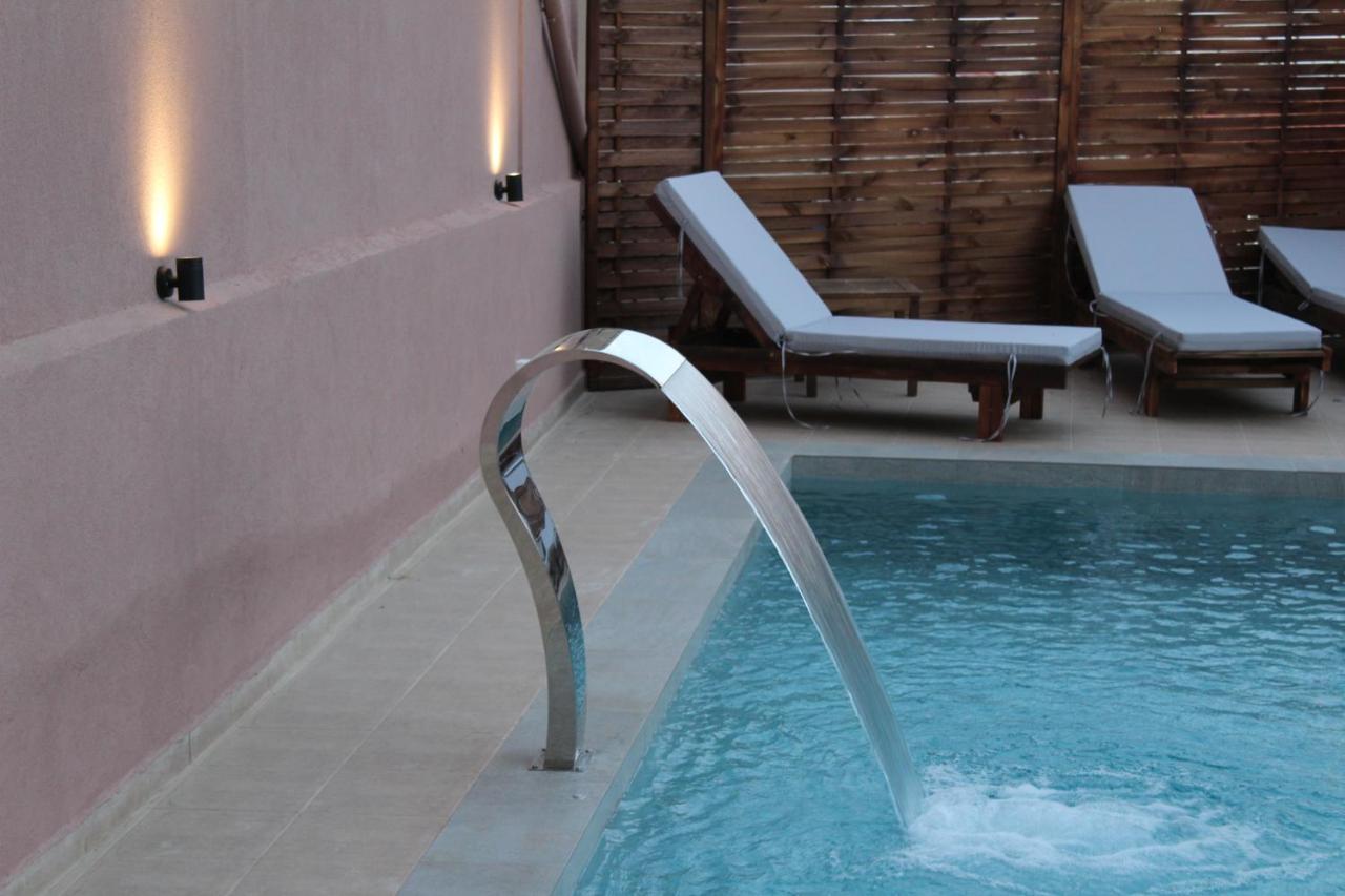 Mithos Premium Rooms Agia Marina  Exterior photo